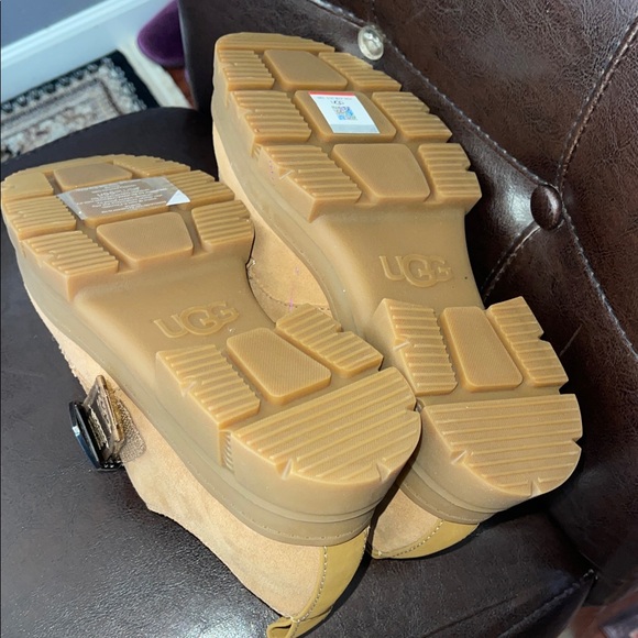 UGG Tan and White Loafers with Strap - Picture 8 of 8